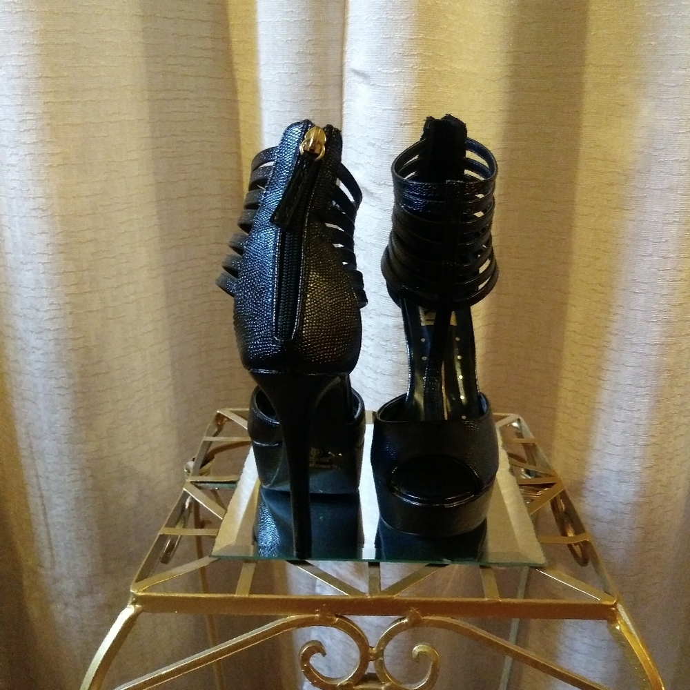 Black stiletto - Picture 4 of 4